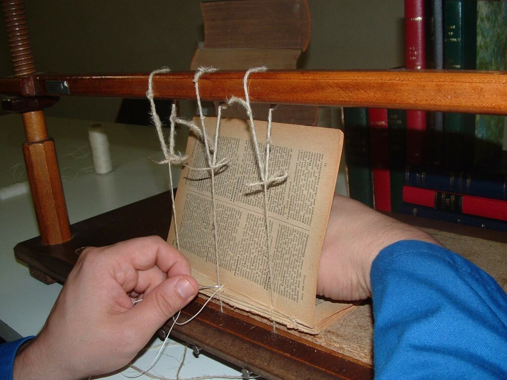 Reliure livre artisanale - Citeco