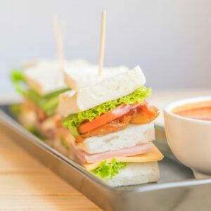 livraison de potage et plateaux sandwichs APRE SERVICES