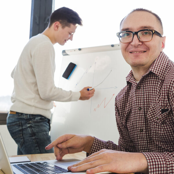 À la FEBRAP, nous rappelons une réalité essentielle : l’emploi est un levier majeur d’inclusion sociale.